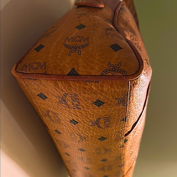 MCM Large Vintage Cognac Monogram Visetos Dome Tote👜 - Picture 5 of 16